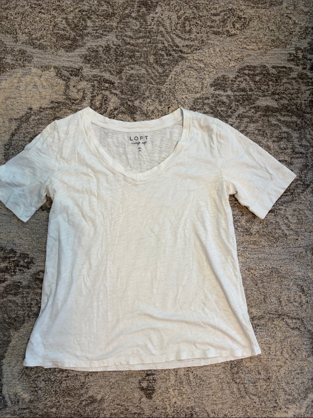 LOFT Cream V-Neck Short Sleeve Tee